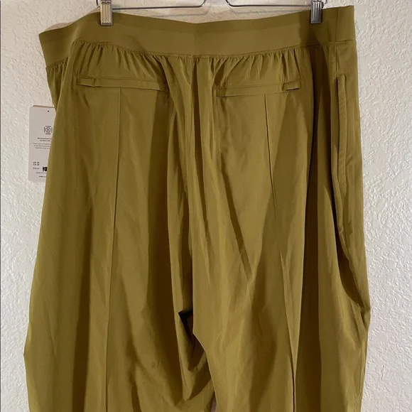 ATHLETA Vienna Slim Split Hem Lightweight Stretch Travel Pants Size 20 NEW - Picture 7 of 16